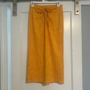 Zara midi - mid rise skirt - size small